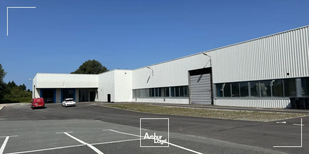 Locaux d'activités à la location à RUE Emplacement stratégique face à LIDL et ACTION