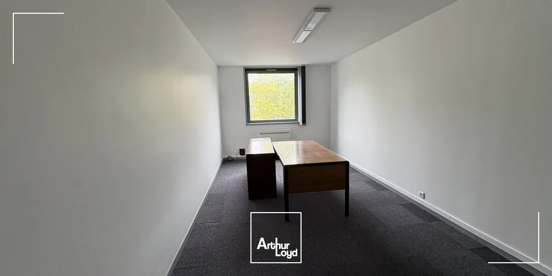 À louer : bureaux de 180 m² dans un cadre verdoyant et stratégique à Villeneuve d'Ascq