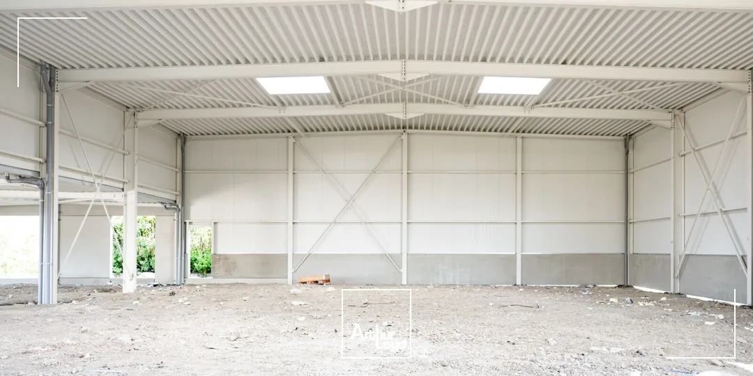 À LOUER / À VENDRE - CELLULES NEUVES SECTEUR D'HAZEBROUCK