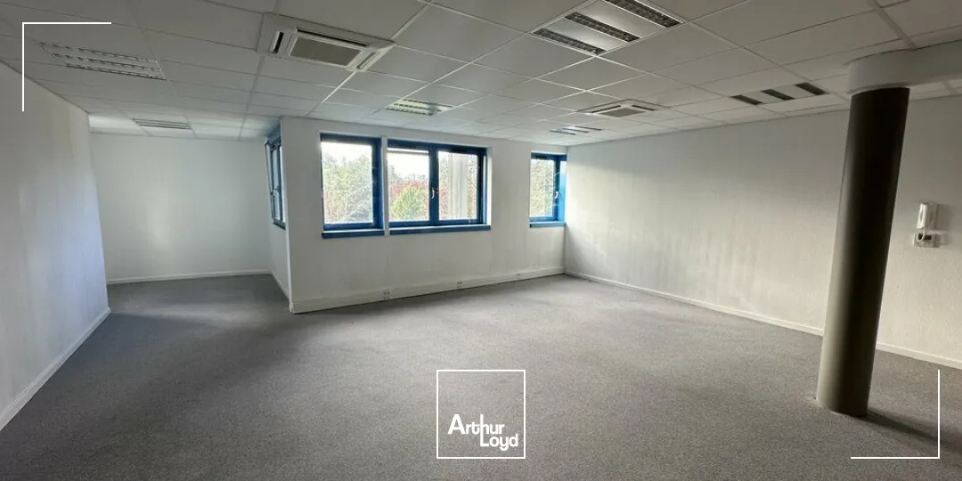 BUREAUX à LOUER de 663 m²