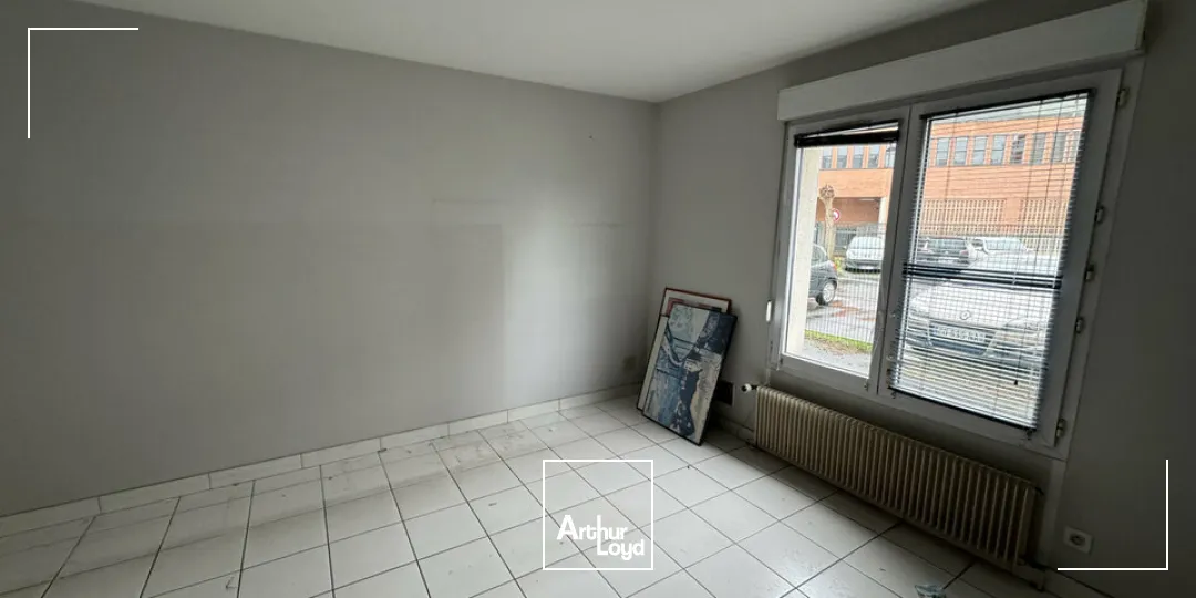 SAINT PIERRE DES CORPS BUREAUX A VENDRE 280 M² ERP PARKINGS