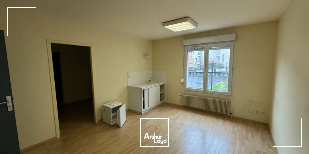 SAINT PIERRE DES CORPS BUREAUX A VENDRE 280 M² ERP PARKINGS