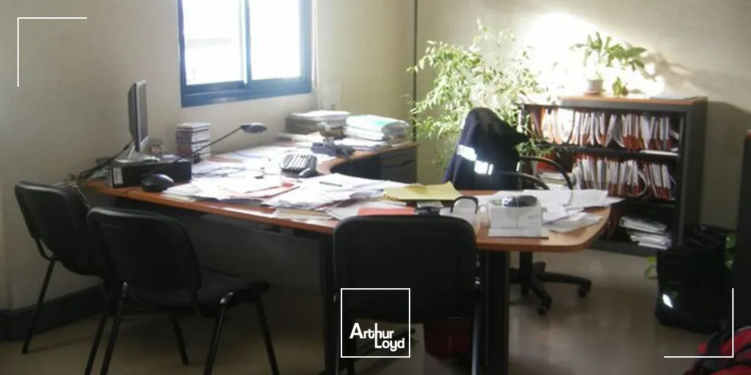 Locaux d'activité à louer à LA CHAPELLE SUR ERDRE 44240