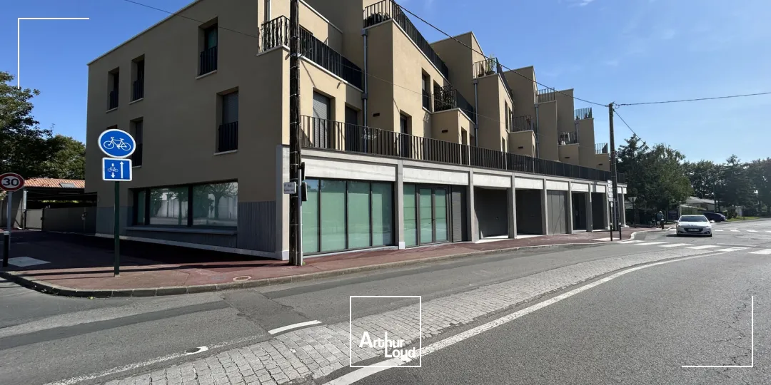 Local commercial à vendre - Sainte Luce centre ville 114 m2