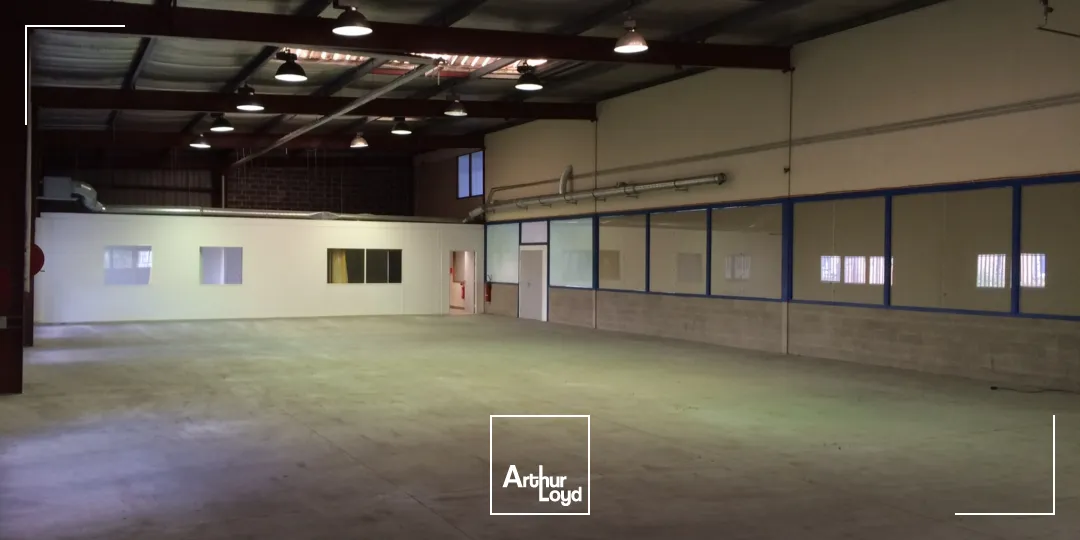 A Louer A vendre Entrepôt situé à Valenciennes