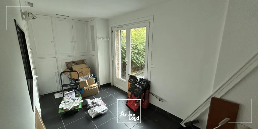 Local Commercial à Louer - VILLENEUVE D'ASCQ Sart