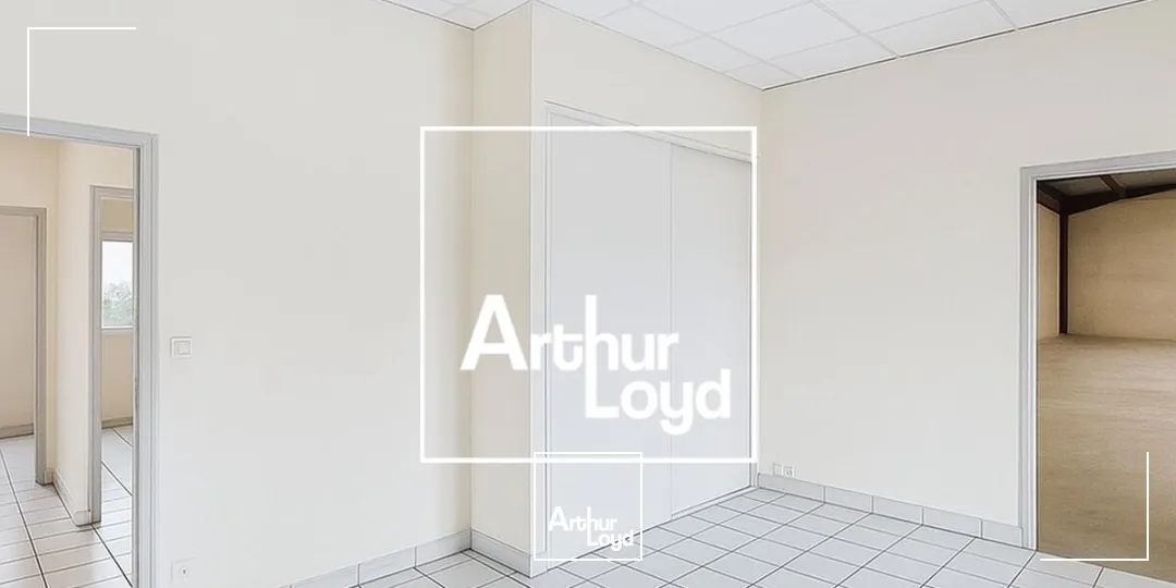 Local commercial dans bâtiment d'activité avec terrain à louer à Villeneneuve-les-Béziers