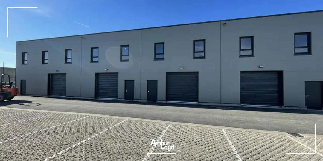 À Louer à proximité de la ZAC Au SHOPPING et BULD'AIR- Vedène - Local d'activité neuf