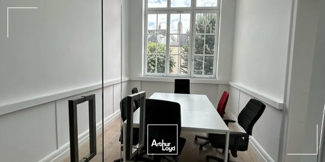 BUREAUX à LOUER de 783 m²