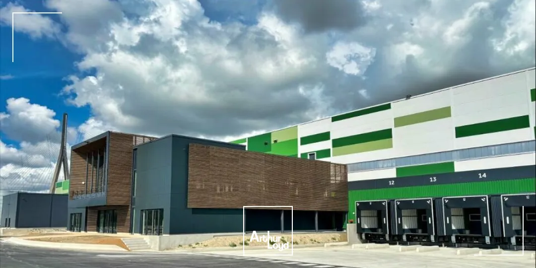 A LOUER - CELLULES LOGISTIQUES - 31 470 m (divisible 6 000 m2)