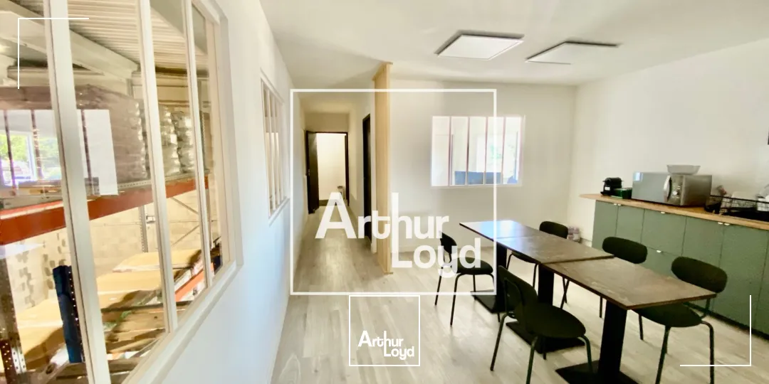 Local d'activité 314 m² à vendre Vendargues - entrepôt 8m HSP + bureaux - proche A9