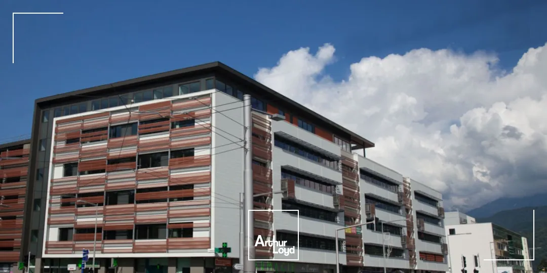 BUREAUX A LOUER 4ème ETAGE - 253 m² - SMH