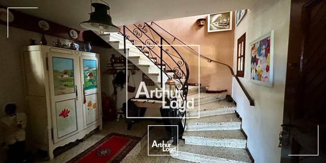 ENTREPOT ET LOGEMENT A LA VENTE AVEC FONCIER 