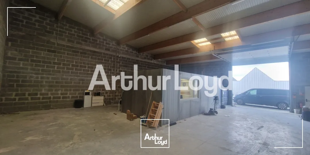 Local d'activité Mondeville 197 m²