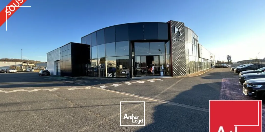 LOCAL COMMERCIAL à VENDRE de 2076.6 m²