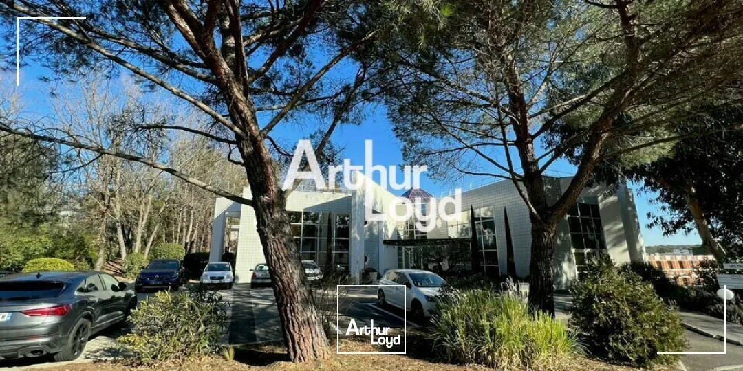 Bureaux 332 m² en R+1 - Top emplacement - Sophia Antipolis 
