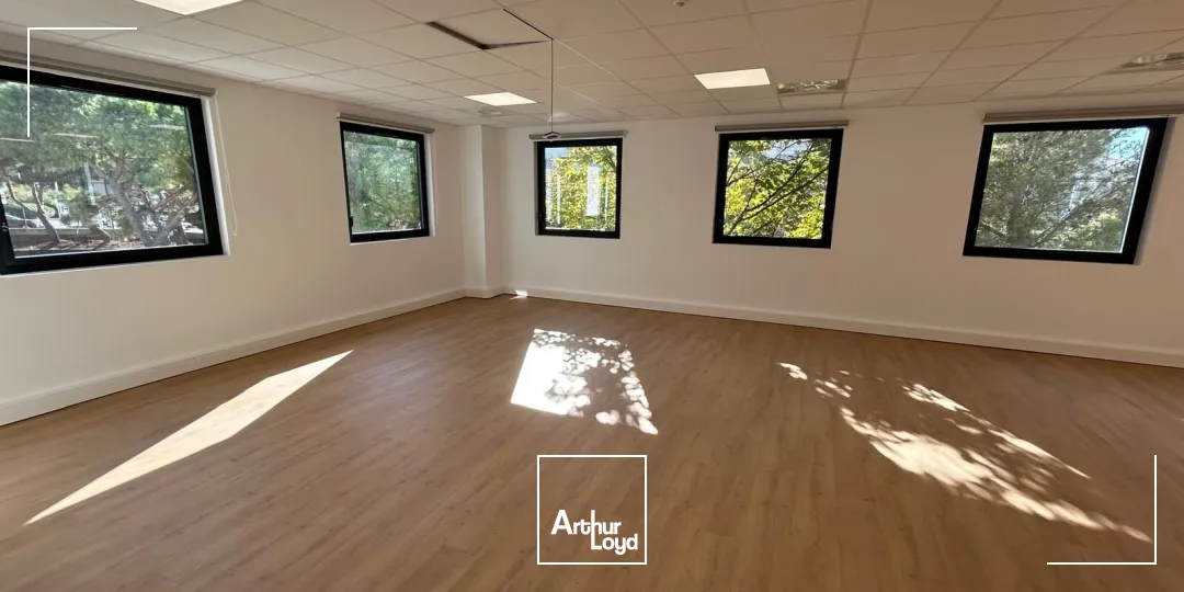 Bureaux et locaux d'activités à louer - Bonneveine/Roy d'Espagne - 13009 Marseille