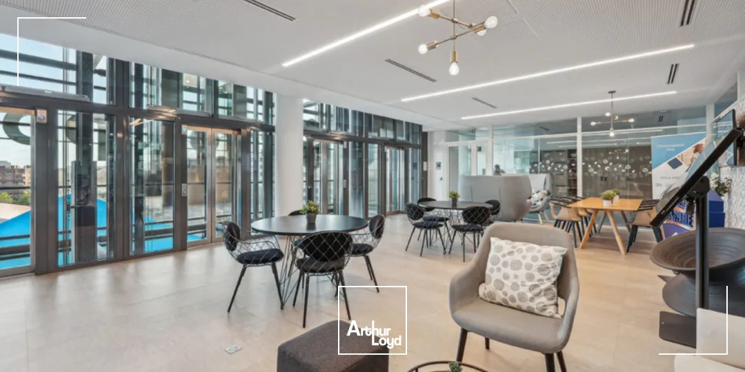 Bureaux rénovés à louer - prestations haut de gamme avec terrasses et jardins - MAGNETIK Paris 14 Porte d'Orléans