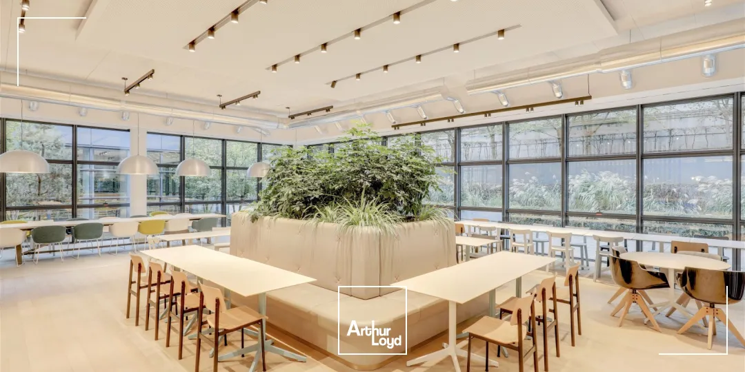 Bureaux rénovés à louer - prestations haut de gamme avec terrasses et jardins - MAGNETIK Paris 14 Porte d'Orléans