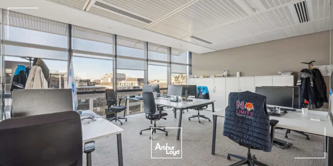 Bureaux rénovés à louer - prestations haut de gamme avec terrasses et jardins - MAGNETIK Paris 14 Porte d'Orléans