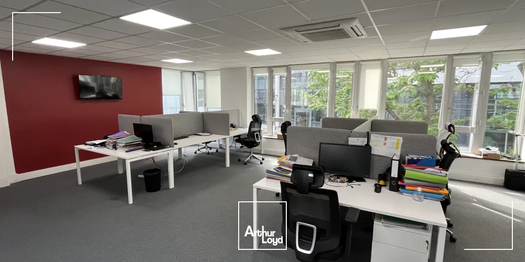 Bureaux lumineux à vendre à Colombes