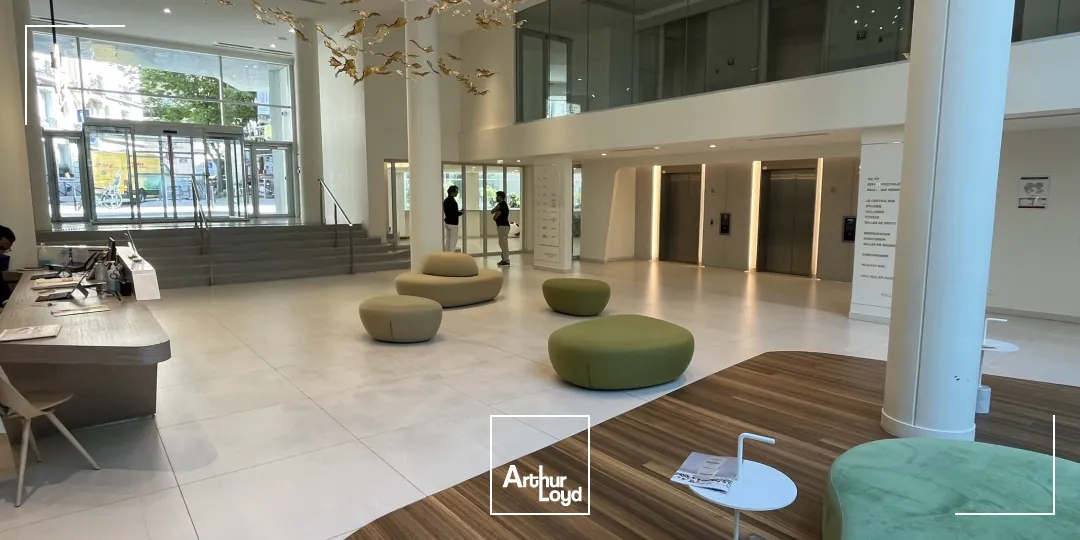 Bureaux à louer à PARIS 75016