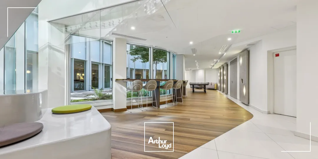 Bureaux à louer à PARIS 75016