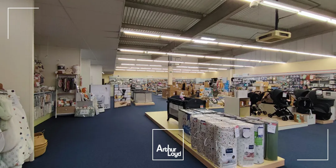 Cellule commerciale d'environ 1 000 m² Limoges - LE VIGEN