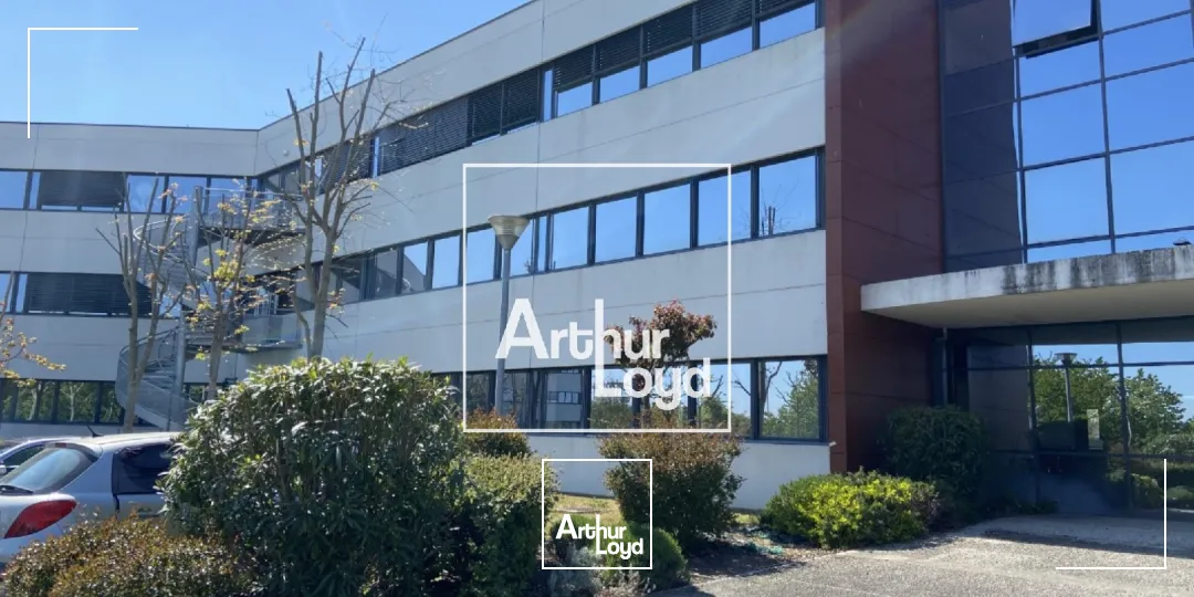 BUREAUX A LOUER DE 931 M2 DIVISIBLES - TOULOUSE BASSO CAMBO