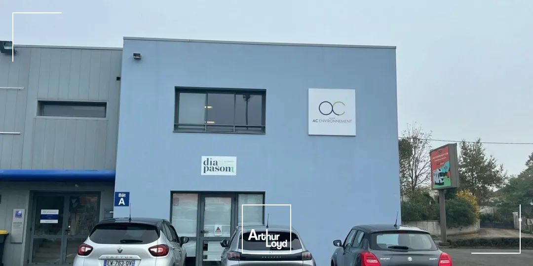 BUREAUX À LOUER À NIORT  EMPLACEMENT STRATÉGIQUE À DEUX PAS DE LA ROCADE !
