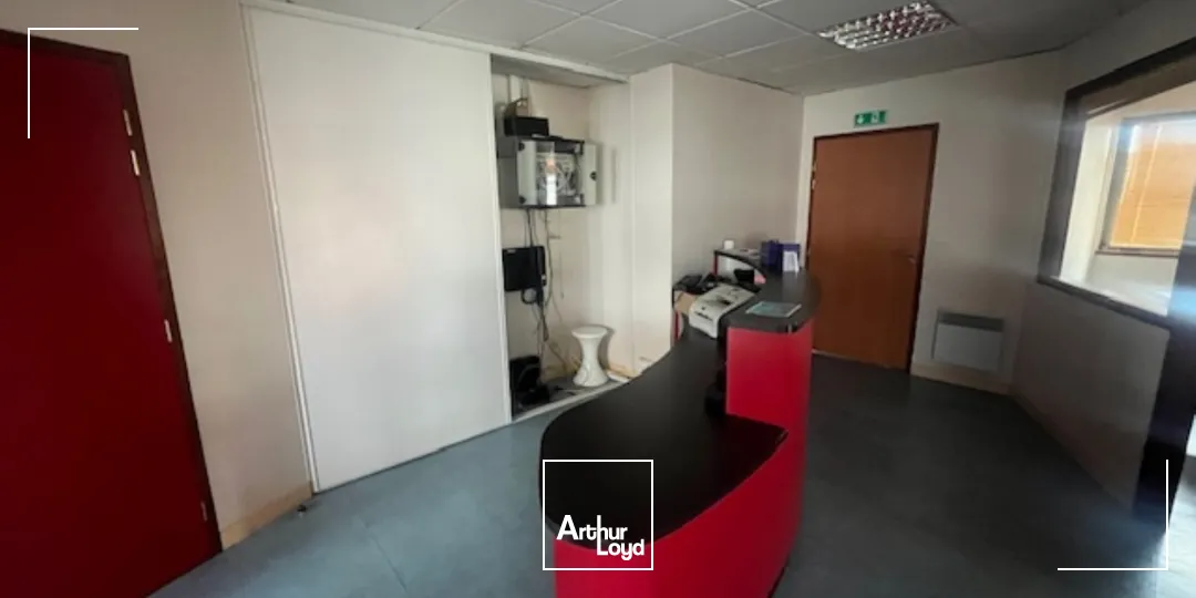 A VENDRE - A LOUER - BUREAUX DE 130 M² - PORT DE COMMERCE DE BREST