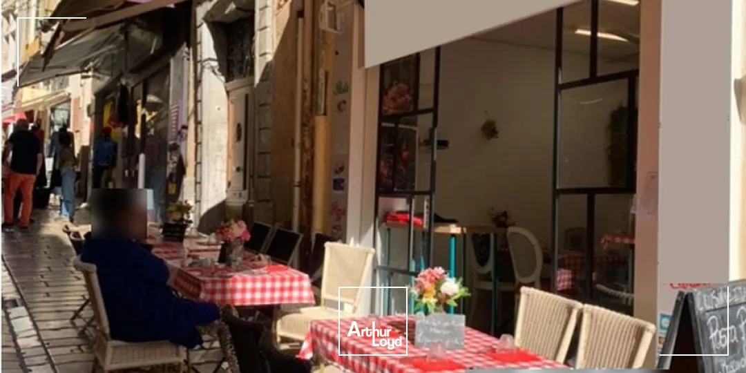 Restaurant à louer avec droit au bail - Centre-ville historique - Hyères
