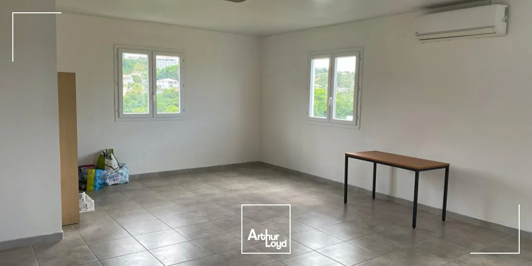 BUREAUX 50 M2 LE LAMENTIN