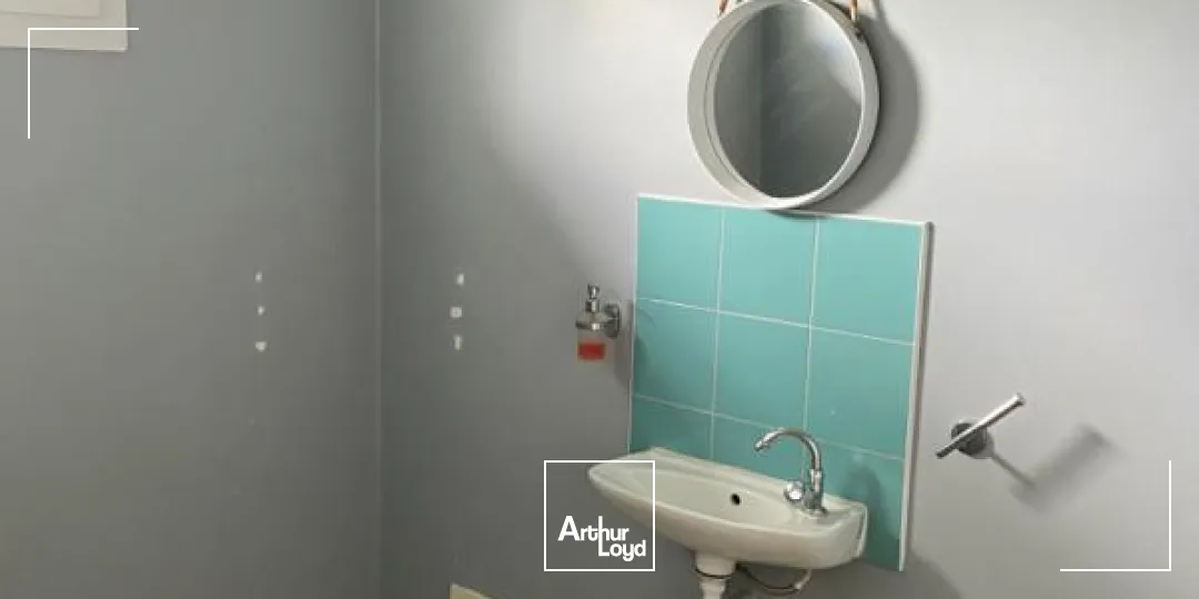 BUREAUX 50 M2 LE LAMENTIN