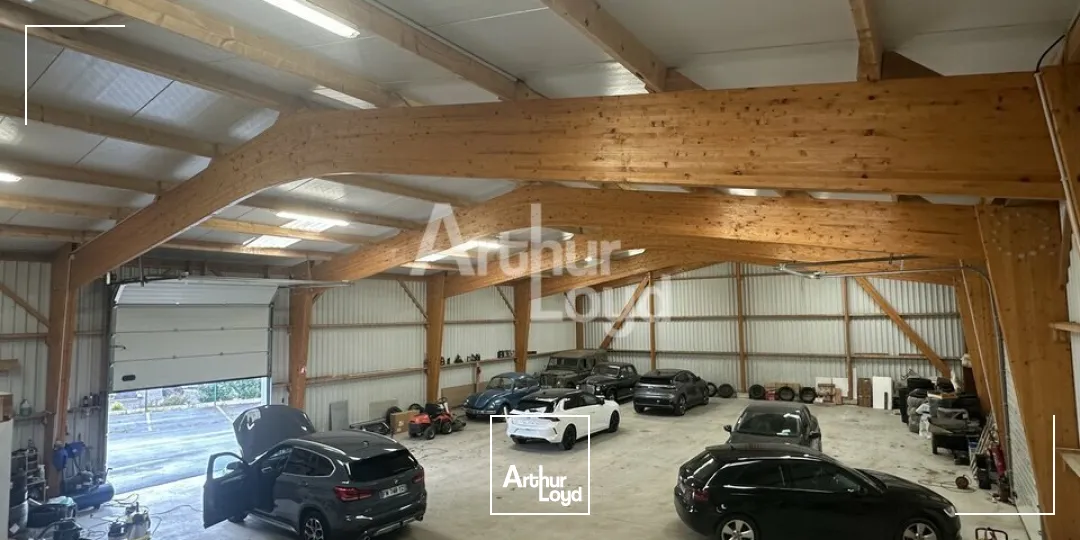 Accès direct à l'A84, à 15 minutes de Rennes et de Fougères