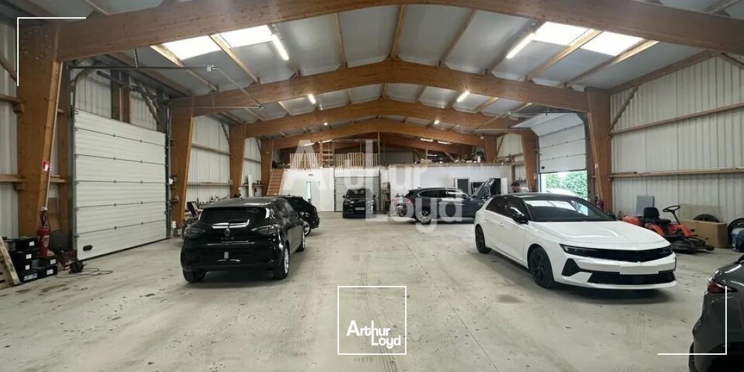 Accès direct à l'A84, à 15 minutes de Rennes et de Fougères