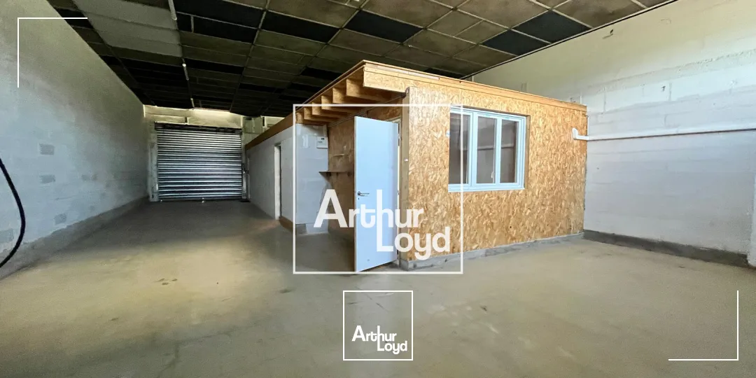 NIMES OUEST - LOCAL COMMERCIAL A LOUER - BERNIS