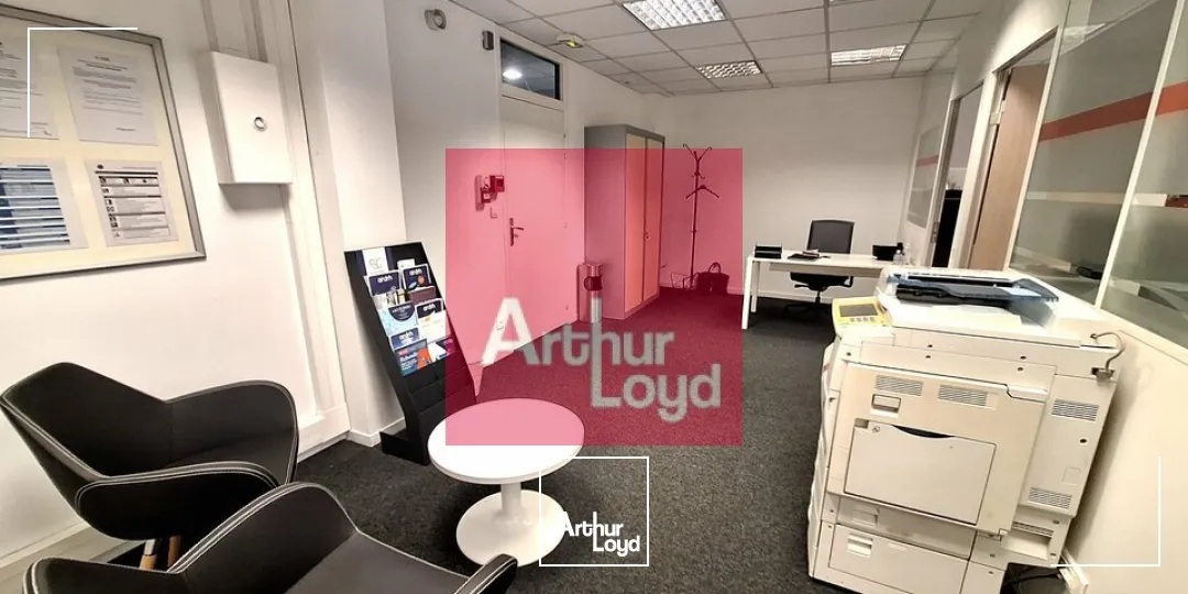 CLERMONT-FERRAND ZI BREZET A LOUER BUREAUX 66M²