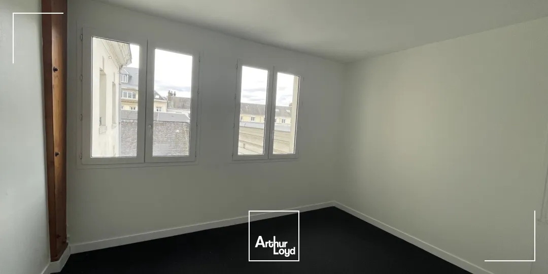 Bureaux en hyper centre ville de Rouen avec places de parking 