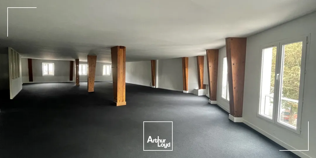 Bureaux en hyper centre ville de Rouen avec places de parking 