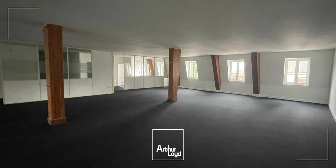 Bureaux en hyper centre ville de Rouen avec places de parking 
