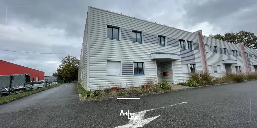 Locaux d'activité à louer à LA CHAPELLE SUR ERDRE 44240