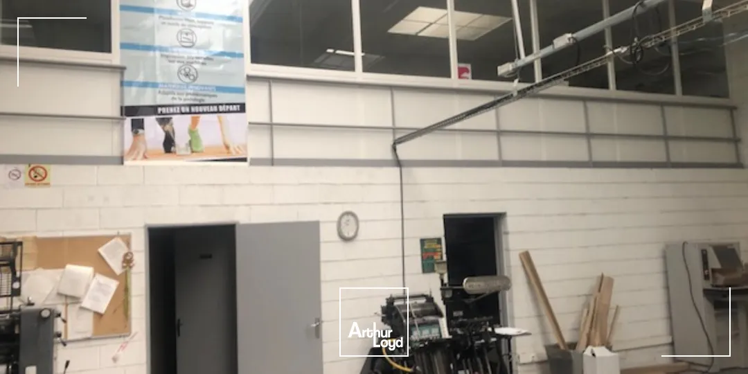 Locaux d'activité à vendre ou à louer à SAINT ETIENNE 42000