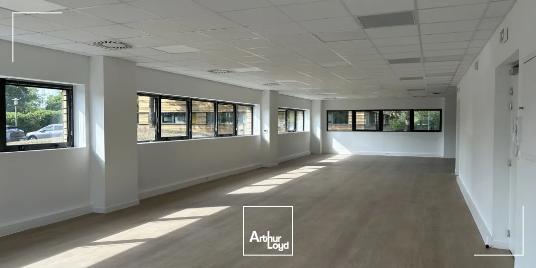 Plateau de bureaux rénovés à louer - Mérignac Cadera Sud