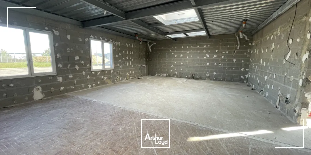 Bureaux à vendre à LA MADELEINE DE NONANCOURT 27320