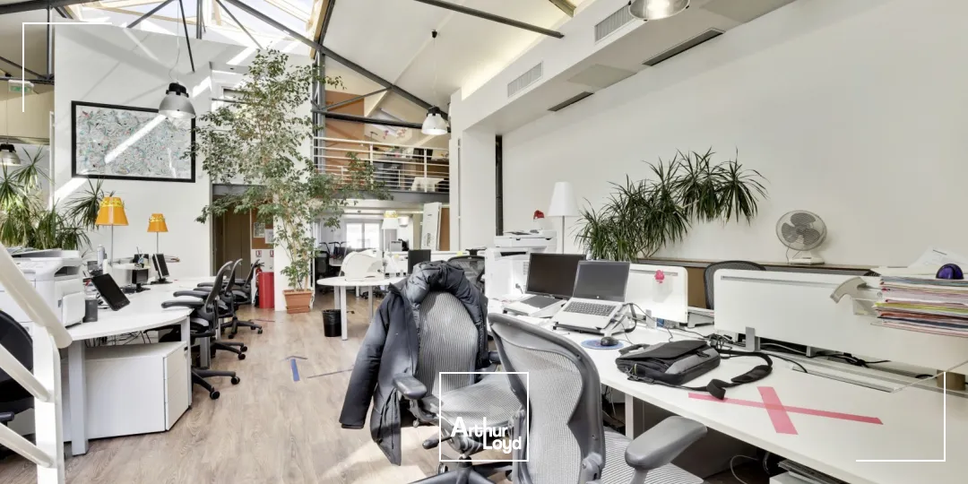 Immeuble indépendants style loft avec terrasses, à deux pas du métro Alésia.