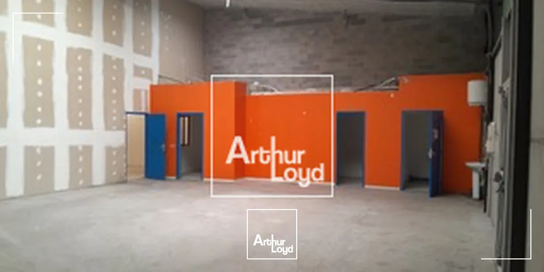 LOCAL D'ACTIVITE AVEC VITRINE - A LOUER - TOULOUSE SUD 