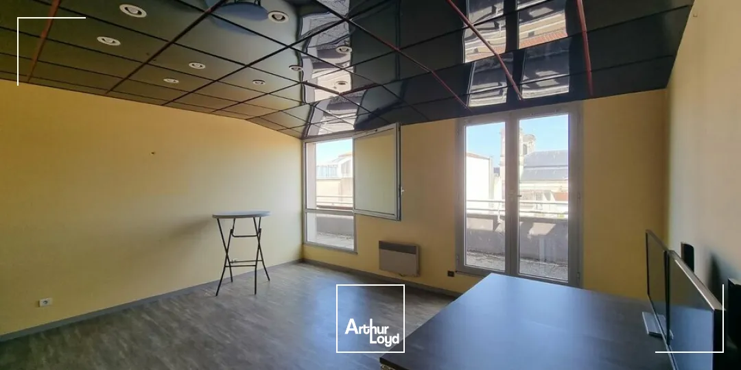 À louer  Bureaux à partir de 25 m² jusqu'à 200 m²  Centre-ville de La Roche-sur-Yon