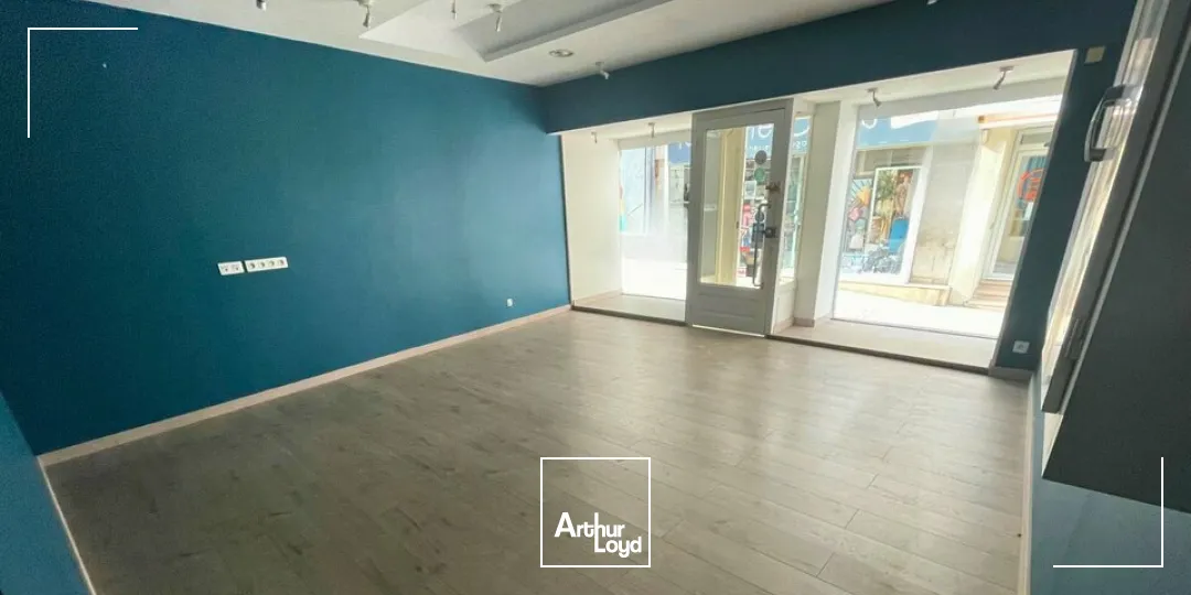 BOURGES CENTRE - A LOUER - LOCAL COMMERCIAL DE 55 M²