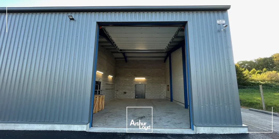 A VENDRE LOCAL D'ACTIVITÉ 483 M2 À RESSONS SUR MATZ - PROCHE A1